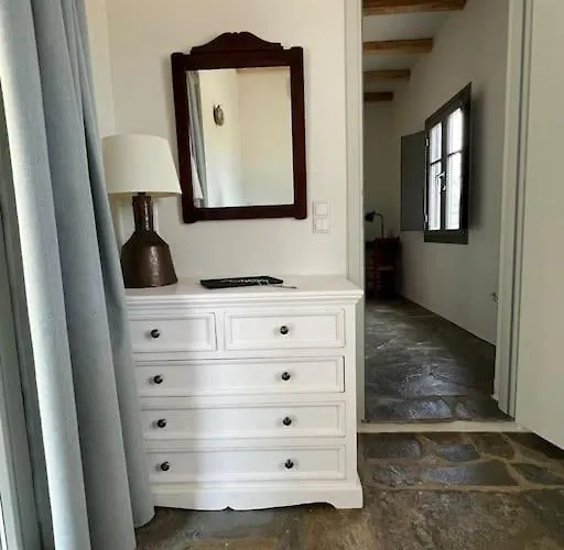 Fyroa Holiday home *